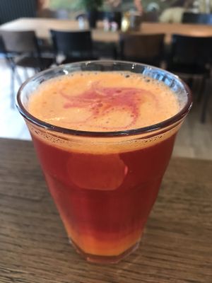 Juice art! at Sasu Juice Bar in Zurich