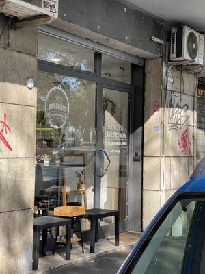 Entrancee  at Radagast Vegan Bakery in Rome