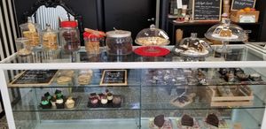 So much variety of cookies, cakes and cupcakes at Radagast Vegan Bakery in Rome