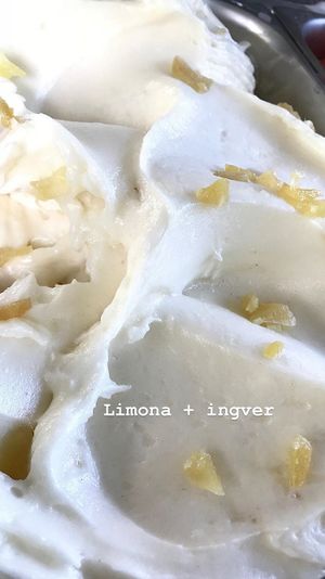 Lemon and ginger vegan ice cream. at Mini Cafe Golf in Ljubljana