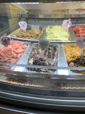 ice cream at Lody z Lodziarni - Delikatesy Smaki Polski in Krakow