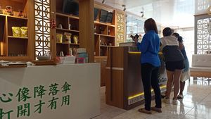 Cheap, Healthy,  and Delicious Vegan Food at LN Fortunate Coffee - Maybe closed in Denpasar