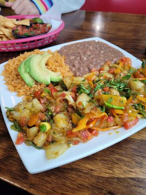  at La Cabana de Raya in Astoria