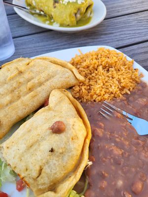  at La Cabana de Raya in Astoria
