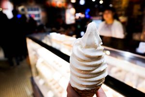 soy ice cream at QíShí Dòu Zhì Suǒ 其實豆製所 - Jinshan South in Taipei