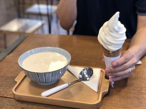 Our order  at QíShí Dòu Zhì Suǒ 其實豆製所 - Jinshan South in Taipei