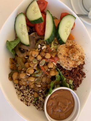 Buddha bowl vegan   at Thai Me up in Ios