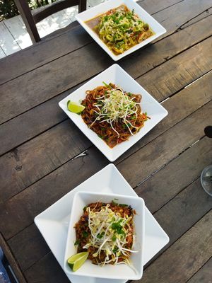 Arroz, spaghetti tailandesa at Ozz Garden in Itajai