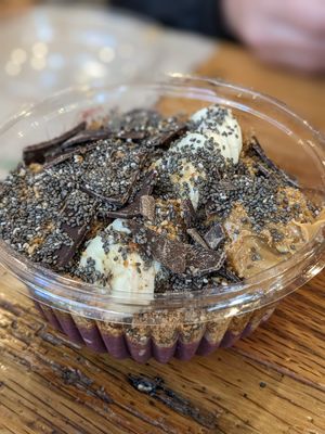  at B.GOOD - Washington St in Boston