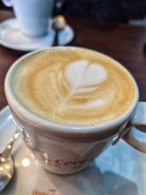 Cappuccino sabor caramelo at Doces & Cores in Curitiba