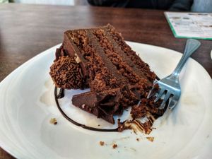 Bolo de brigadeiro at Doces & Cores in Curitiba