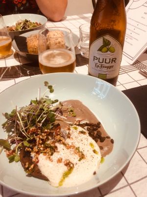 2019: Portobello, zwarte linzen, geroosterde knoflook at Foodstorms in Ghent