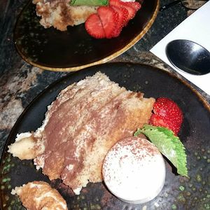 Tiramisu at Waku Waku in Utrecht