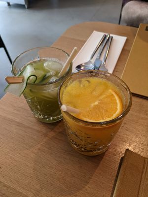 Fresh juices at Waku Waku in Utrecht