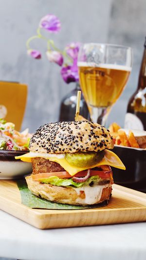 BURGER at Waku Waku in Utrecht