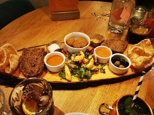 Shared starter at Waku Waku in Utrecht