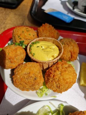 Oesterzwam bitterballen at De Eekhoorn in Rotterdam
