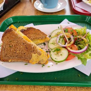 Tosti met vegan kaas at De Eekhoorn in Rotterdam