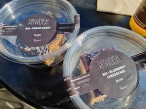 raw cakes  at Rawdish in Luxembourg City
