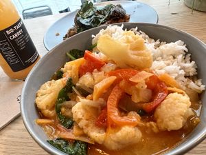 'curry' but no garlic ✨ at Rawdish in Luxembourg City