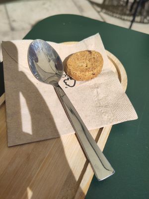 Cute biscuit with our drinks at Rawdish in Luxembourg City