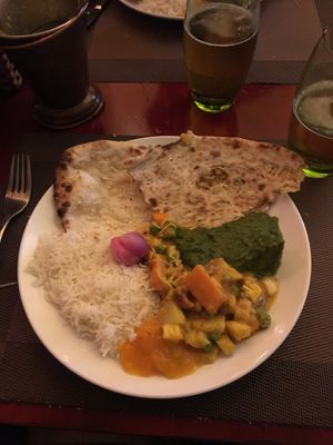 Mixed dishes and breads at Aroma in Tam Coc