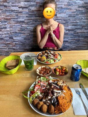 Falafel deluxe teller   at Falafel 1001 in Duisburg