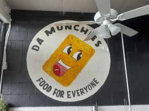 Mural at Da Munchies in Dallas