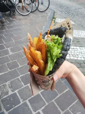 Volcano wrap at The Olive Street Food  in Bruges