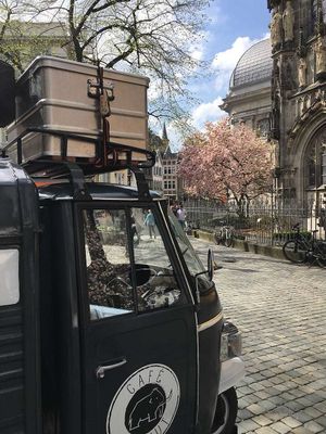 Organic market, Münsterplatz, Aachen at Cafe Helmut - Food Truck in Aachen