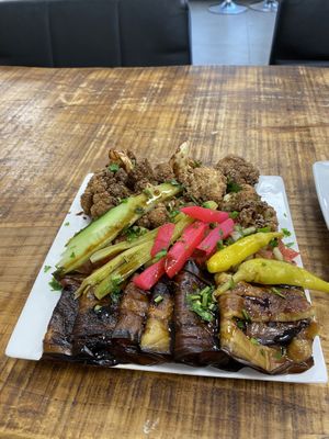 Groente, groente, groente at Ali's Lebanese Incredible Sandwiches in The Hague