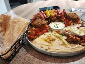 Vegan Mezze for 2 people at Ali's Lebanese Incredible Sandwiches in The Hague