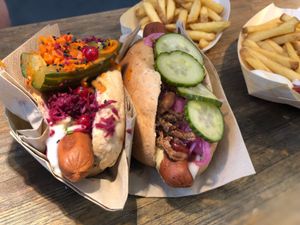 Classic & Kimchi at Plantepølsen in Copenhagen