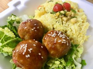 Teriyaki glazed vegan "meatballs" with vegetable and tumeric rice and salad. at Frescura PR in Catano