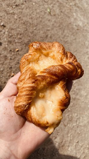 Huit à la crème   at Succulente Patisserie Végétale in Brussels