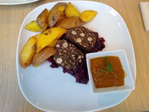 Haselnussbraten at Alge in Heidelberg