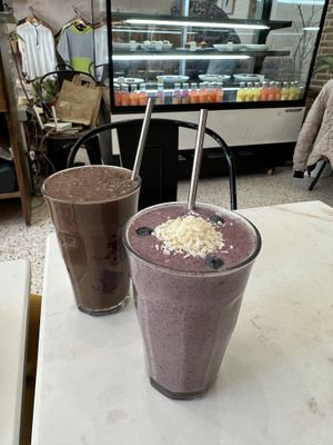 Smoothies really good  at Let's Be in Tamraght