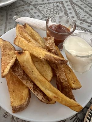 Wedges/fries   at Let's Be in Tamraght