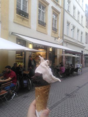 Banana Vegana & Dark Chocolate at Eiscafe Puro in Heidelberg