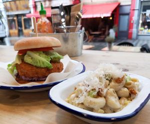 Jackfruit Burger and Mac n Cheese at Wicked Vegan in South West London