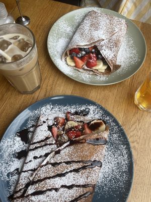 Vegan Gino (top) and Cook Chef (bottom)  at Creperie de Mari in Oslo