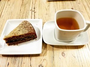 Vegan buckwheat cake with tea at Contrà del Sole in Bassano Del Grappa