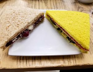 Vegan sandwiches with fake meat at Contrà del Sole in Bassano Del Grappa