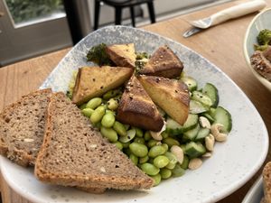 Tofu Teriyaki Bowl (vegan)  at Stadtproviant in Bamberg