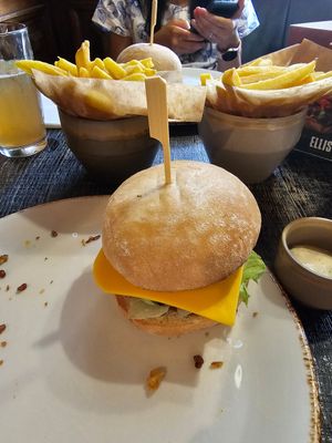 Beyond burger with vegan cheese at Ellis Gourmet Burger in Bruges