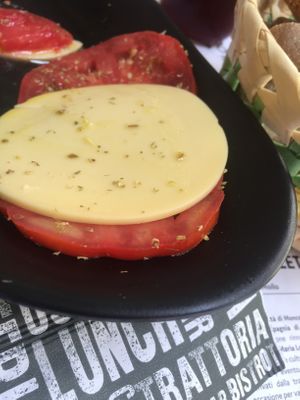 the vegan cheese at Wellness Fruit Bar in Asti