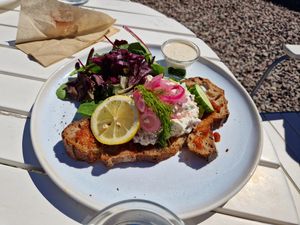 "Skagenmacka" - Toast Skagen at Open New Doors in Mjolby