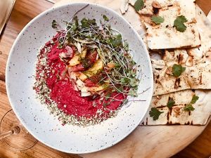 Hummus de remolacha y zanahoria ahumada at KAIME in Medellin
