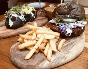 Hamburguesa Happy Chicken at KAIME in Medellin