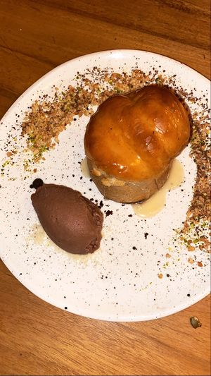 Cinnamon roll  at KAIME in Medellin